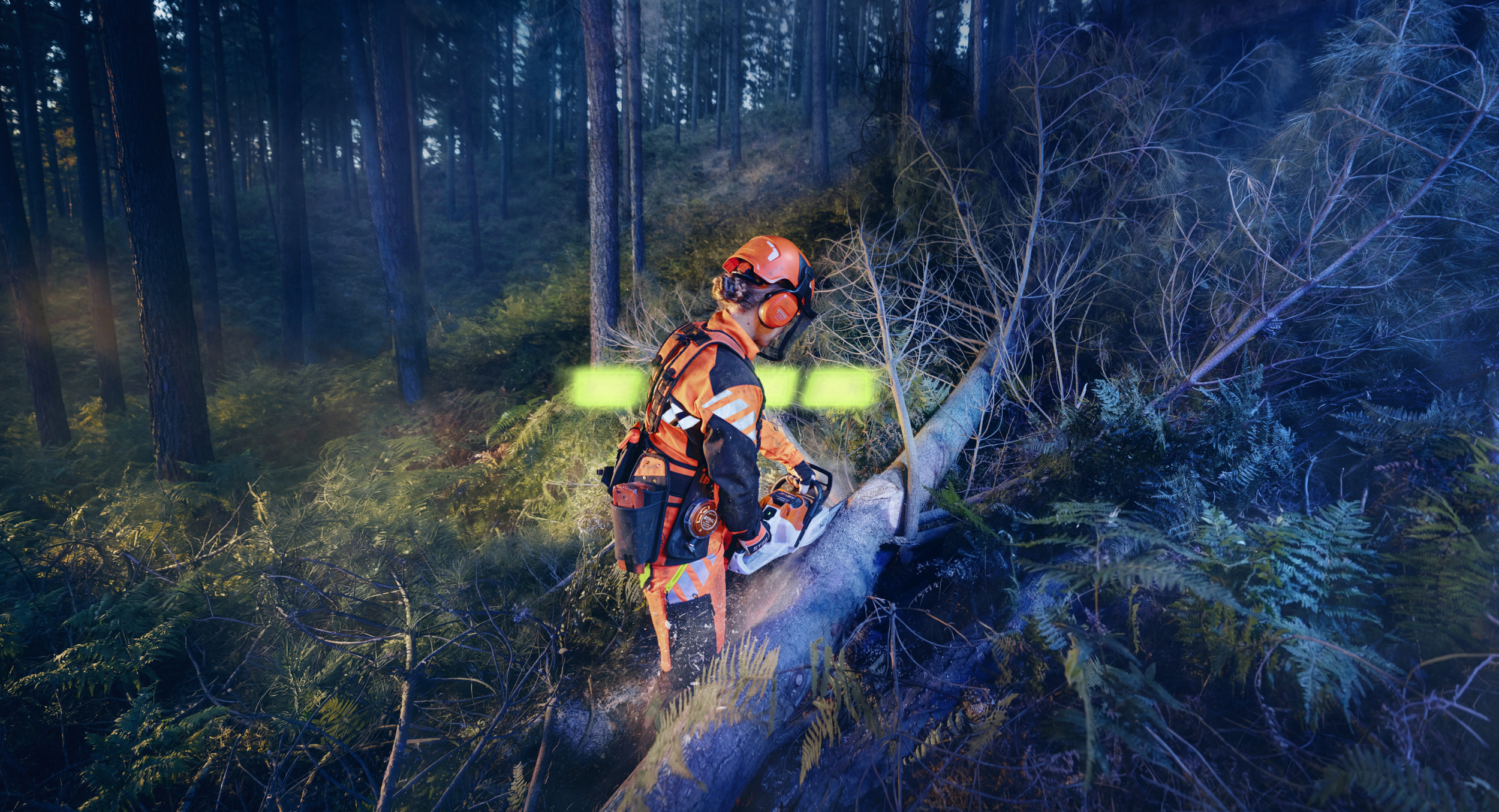  STIHL ALLPRO används vid skogsarbete på MSA 260