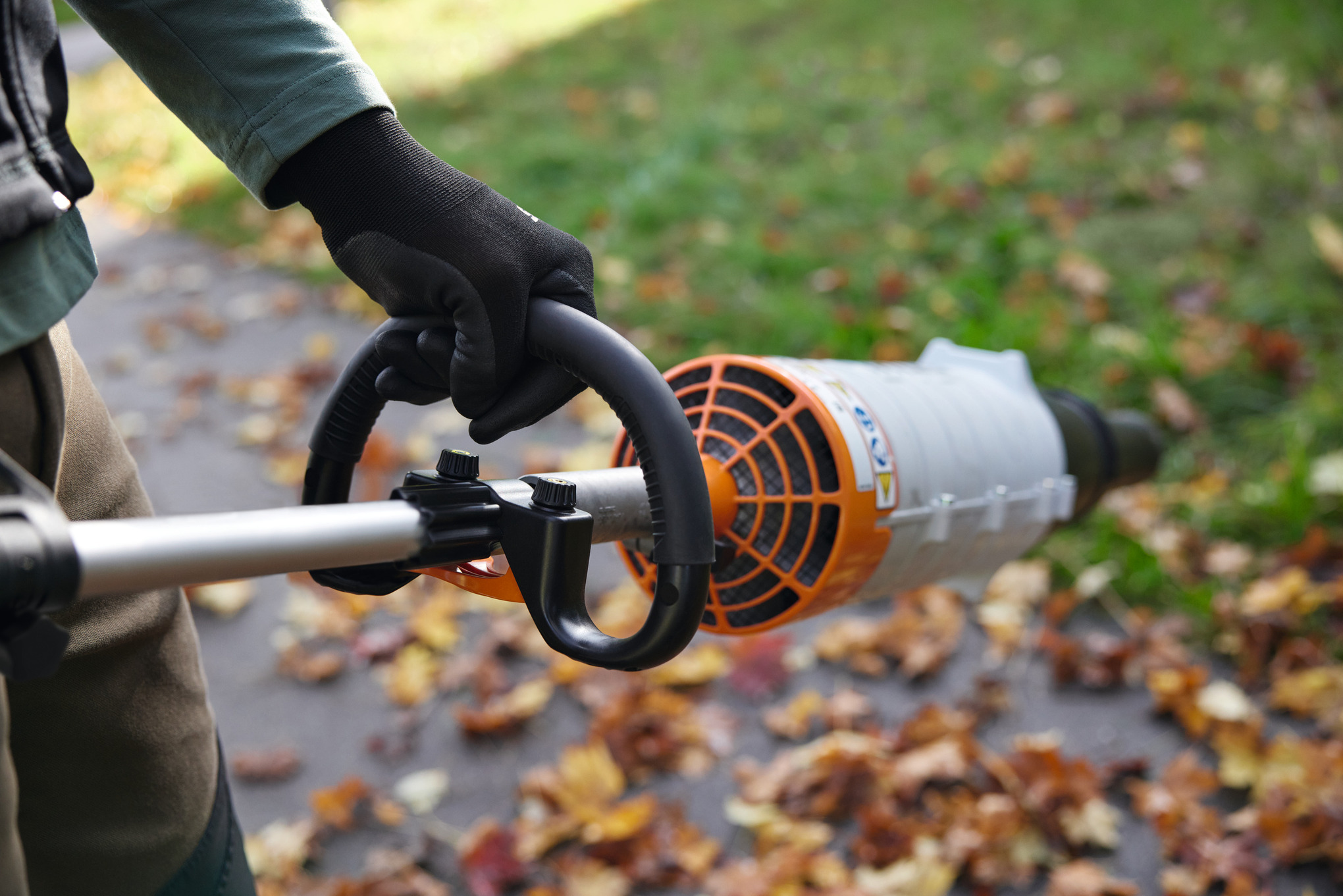 Batterikombimaskin med loophandtag