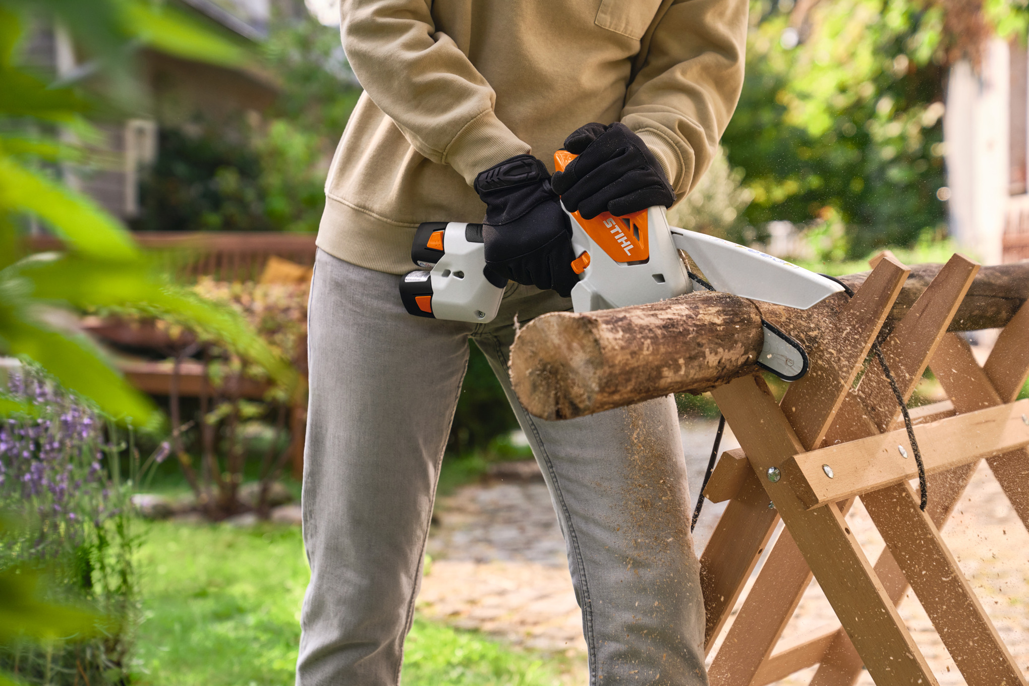 GTA 30 med 2x AS 2-batteri och 1x AL 5-2-laddare